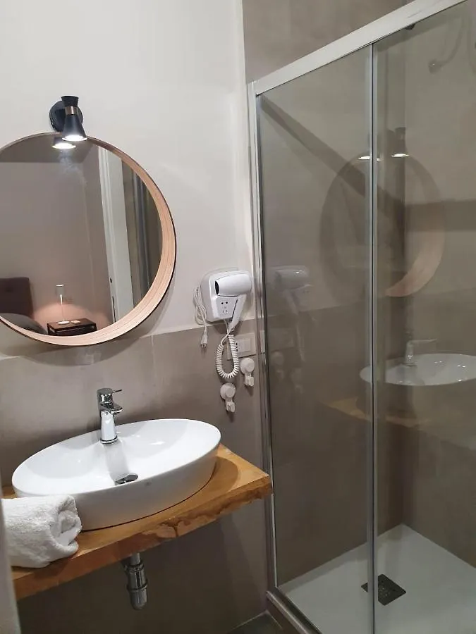Dante284 Suites&Rooms Palermo Panzió